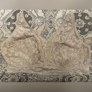 Lace Bralette in Beige 38GG-H